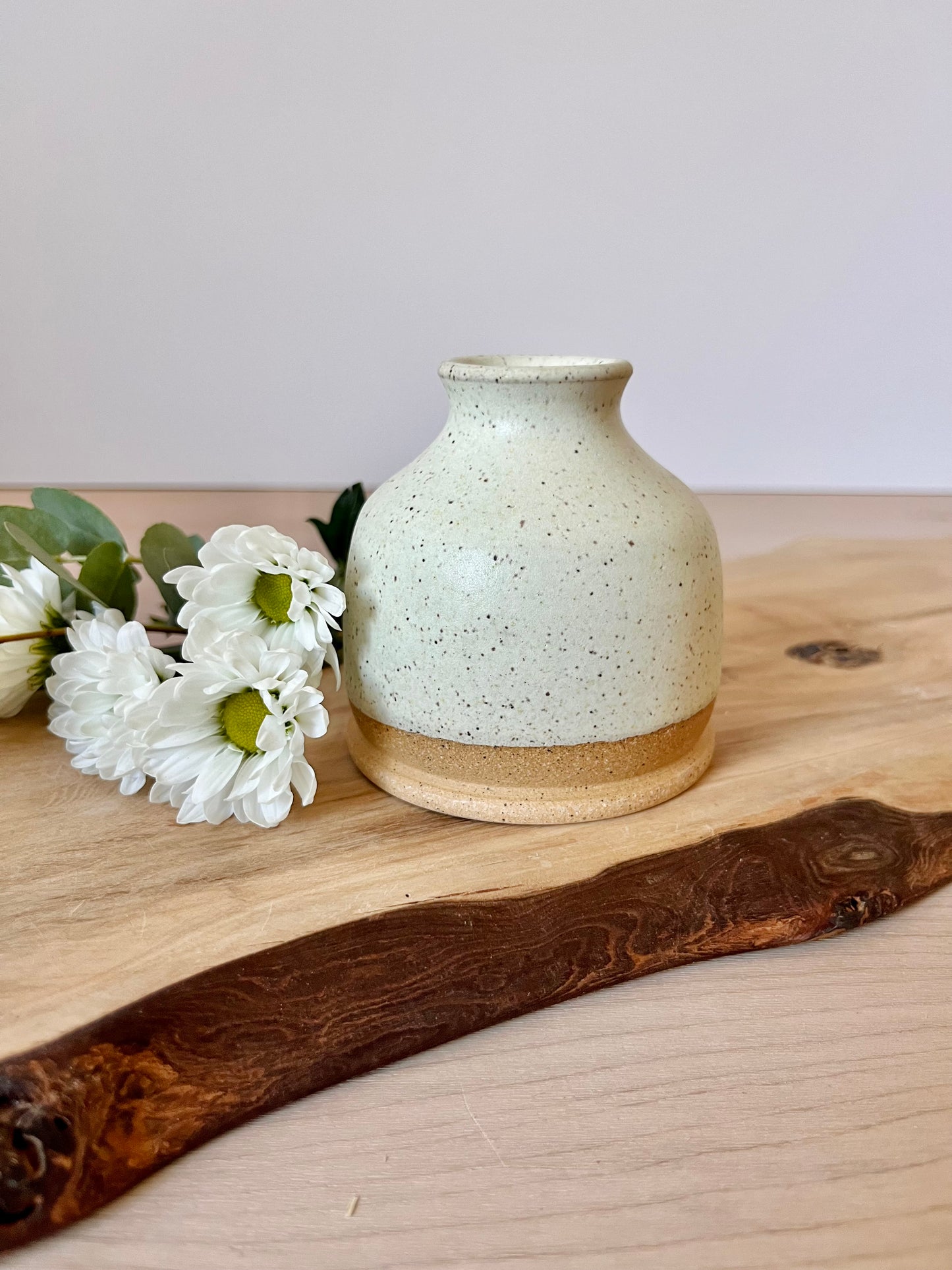 The little vase, Belly