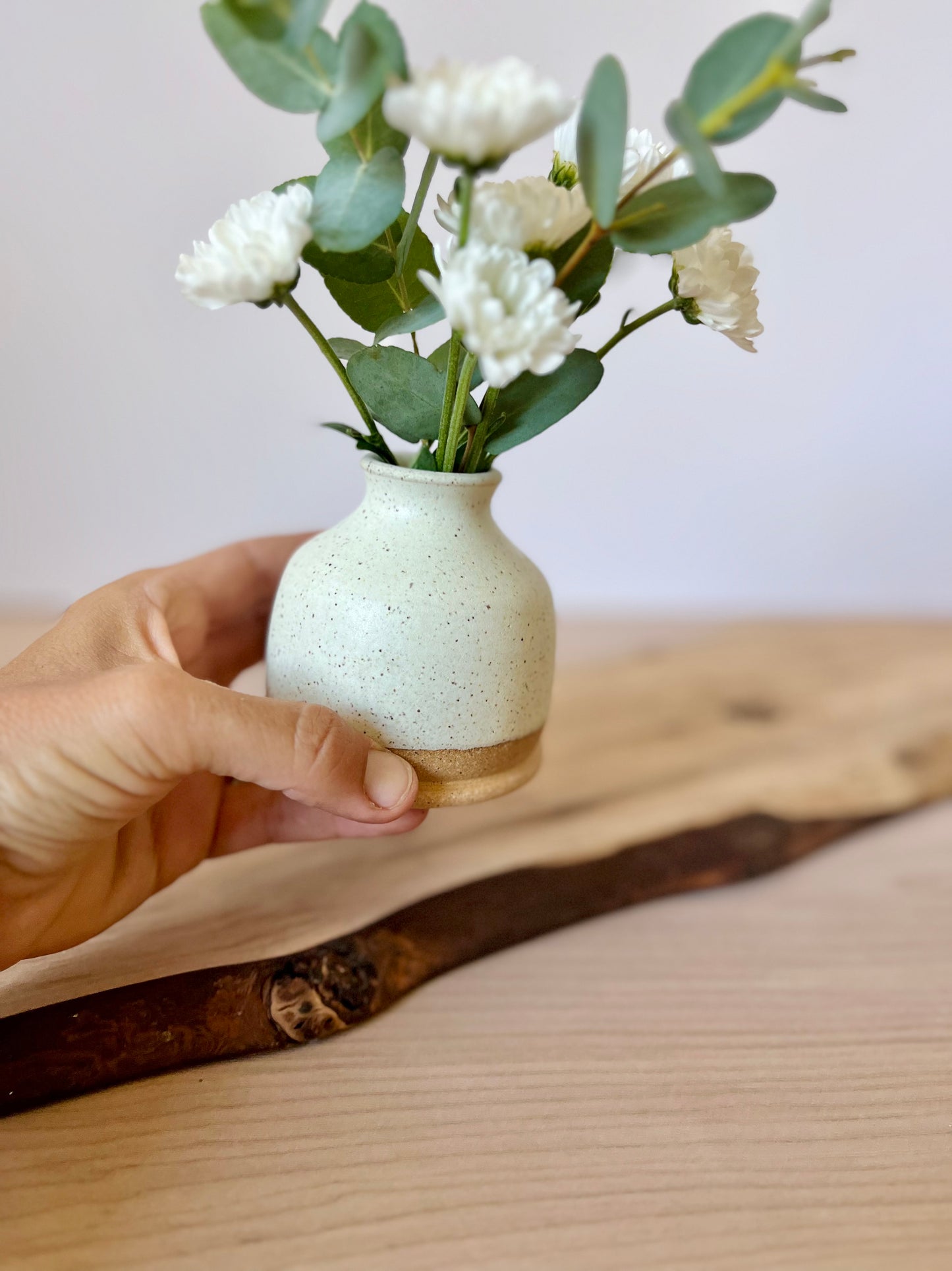 The little vase, Belly
