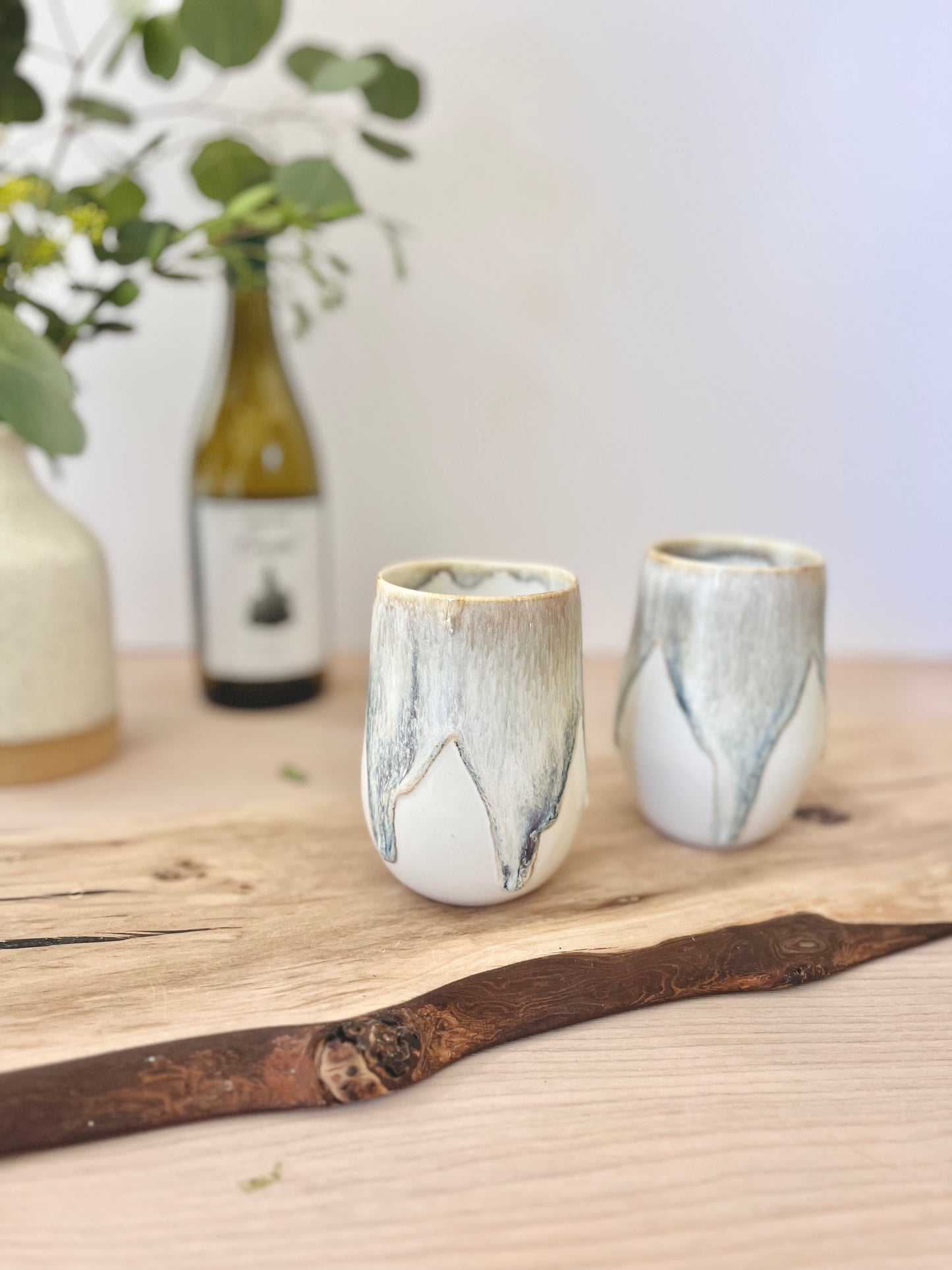 Wine tumbler, Waterfall