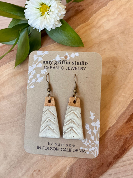Earrings, Mountain tops
