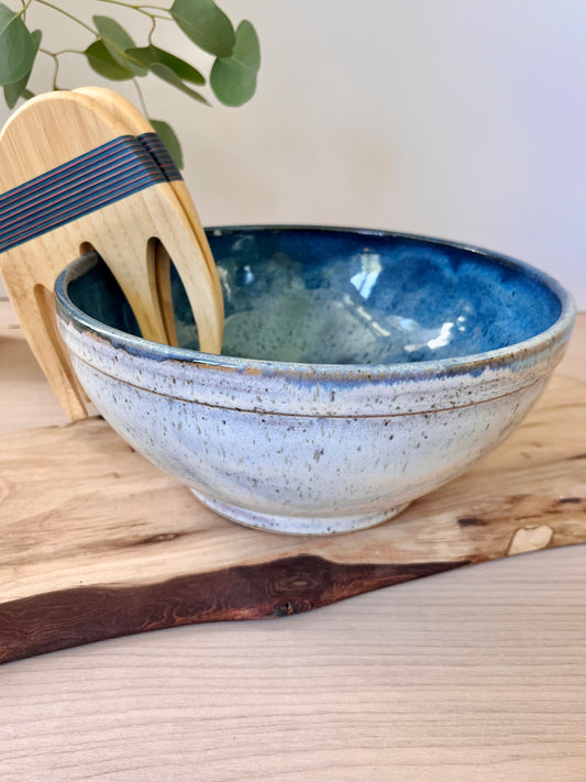 Bowl with wooden salad hands, Ocean Deep