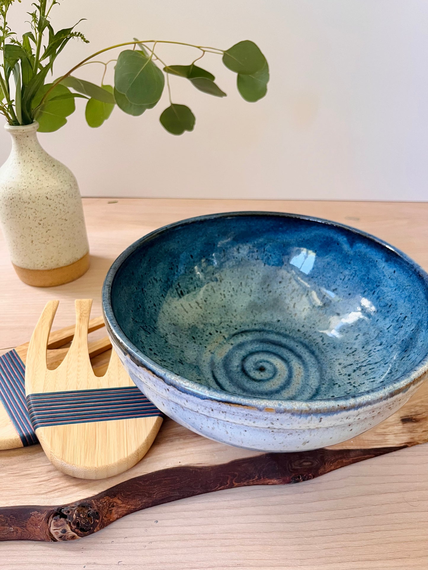 Bowl with wooden salad hands, Ocean Deep
